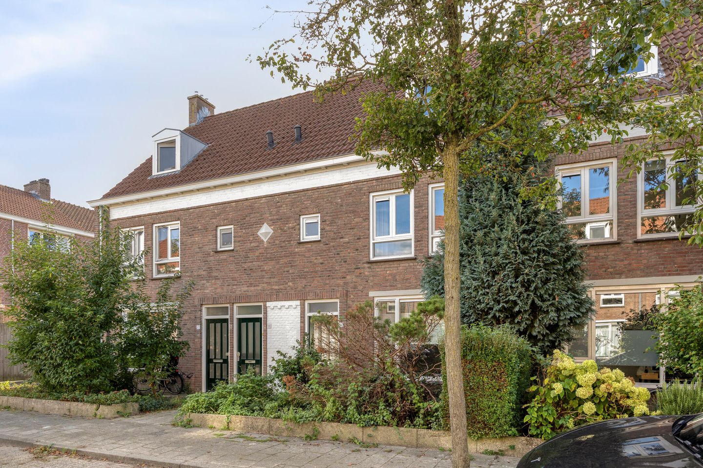 Photo 34 of St Leonardusstraat 98