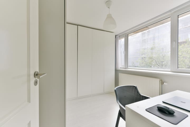 Tussenwoning te koop: Alexander de Grotelaan 236, Utrecht