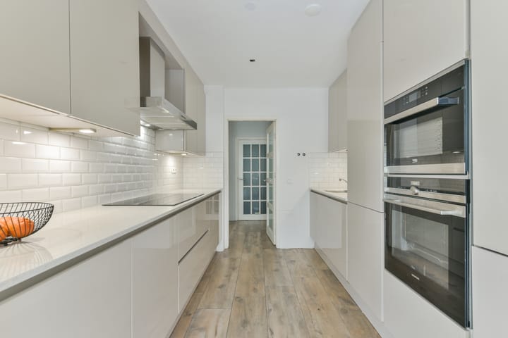 Tussenwoning te koop: Alexander de Grotelaan 236, Utrecht