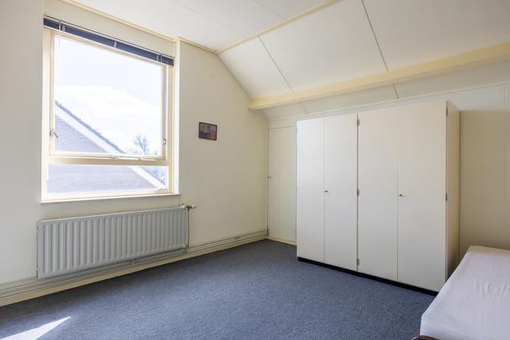 Tussenwoning te koop: Meester J.S. van Weerdenstraat 17, Leens