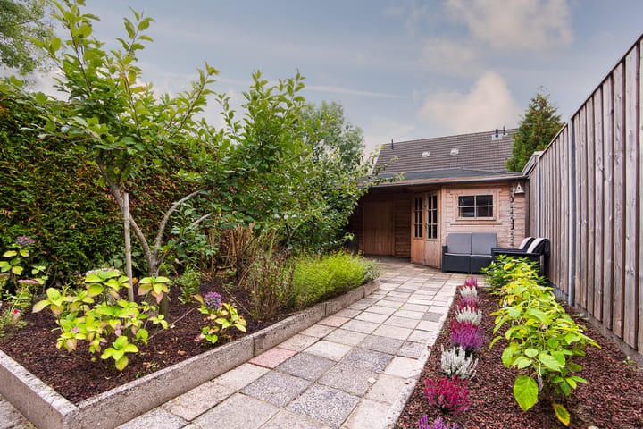 Tussenwoning te koop: Beunheugte 4, Assen