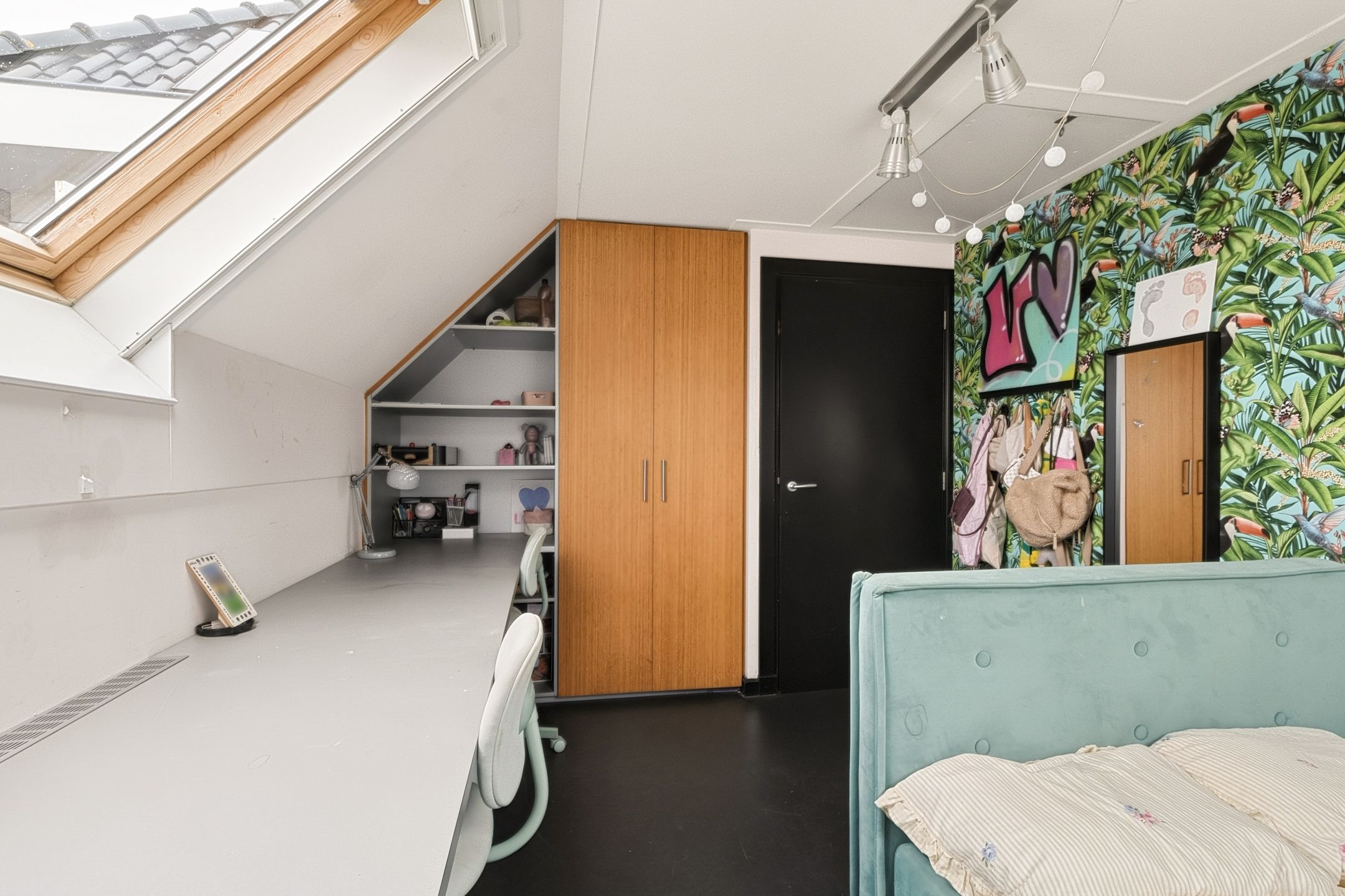 Photo 33 of Badhuisweg 39-B