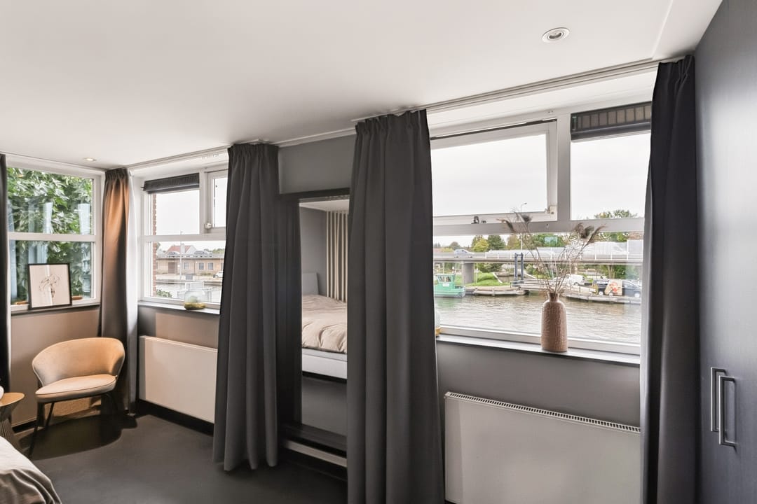 Photo 38 of Badhuisweg 39-B