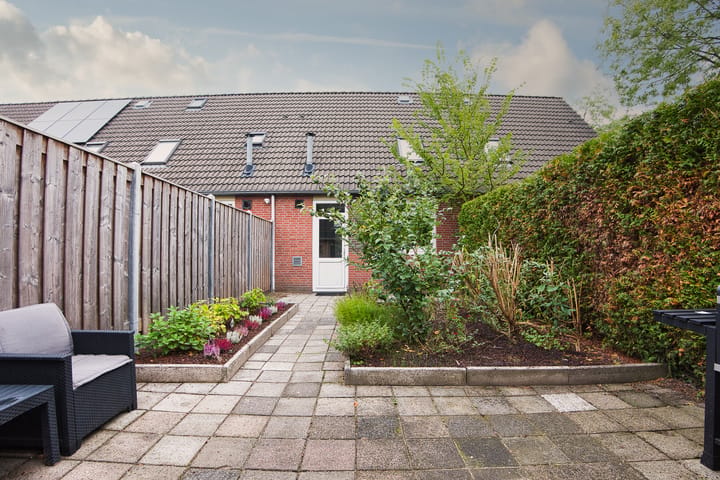 Tussenwoning te koop: Beunheugte 4, Assen