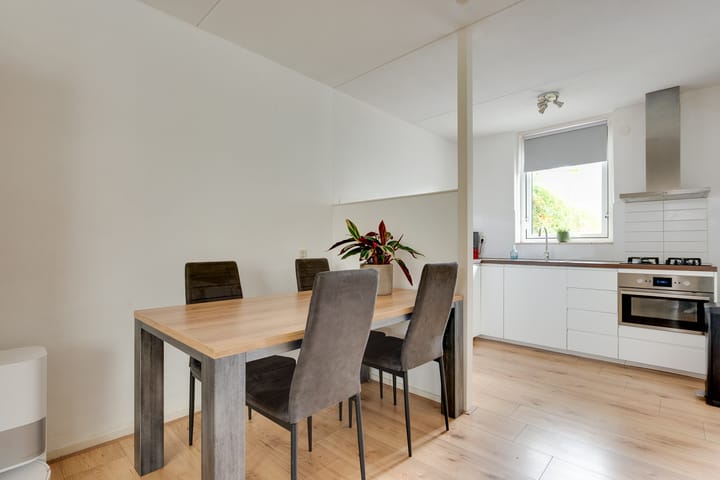 Tussenwoning te koop: Beunheugte 4, Assen