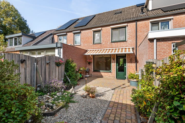 Tussenwoning te koop: Gerestein 16, Tiel