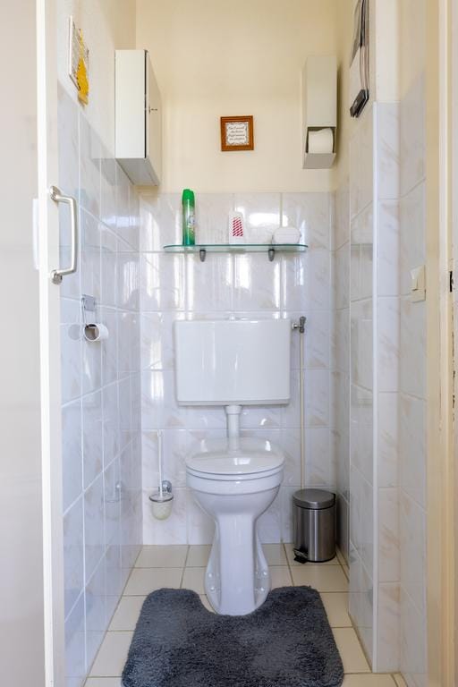 Tussenwoning te koop: Meester J.S. van Weerdenstraat 17, Leens