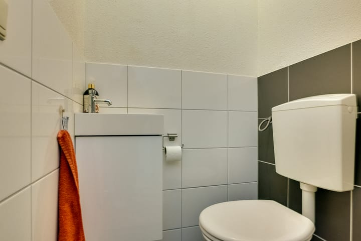 Tussenwoning te koop: Beunheugte 4, Assen