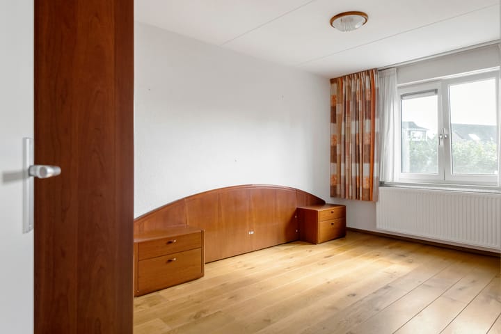 Tussenwoning te koop: Gerestein 16, Tiel