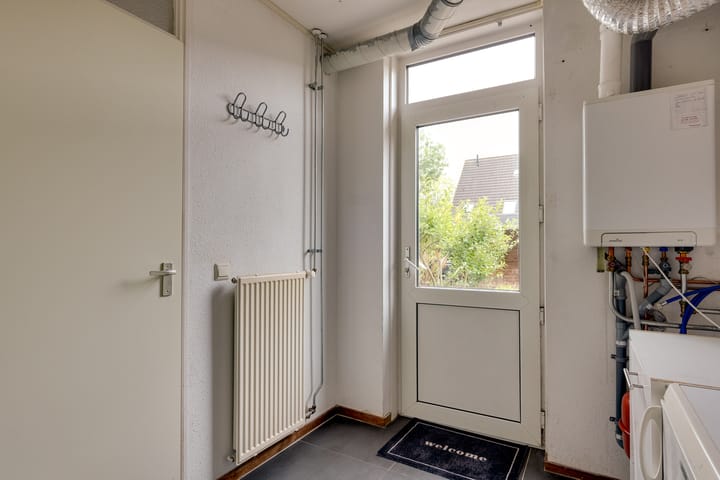 Tussenwoning te koop: Beunheugte 4, Assen