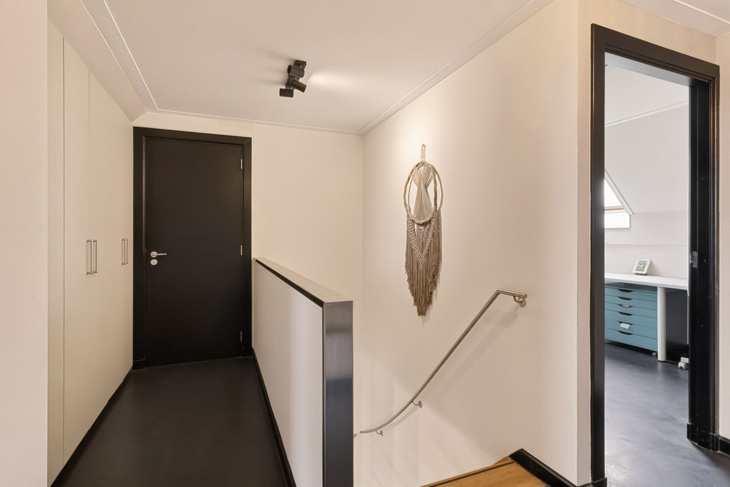 Photo 29 of Badhuisweg 39-B