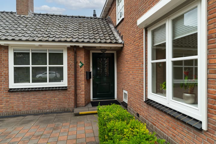 Photo 4 of Voorstraat 8