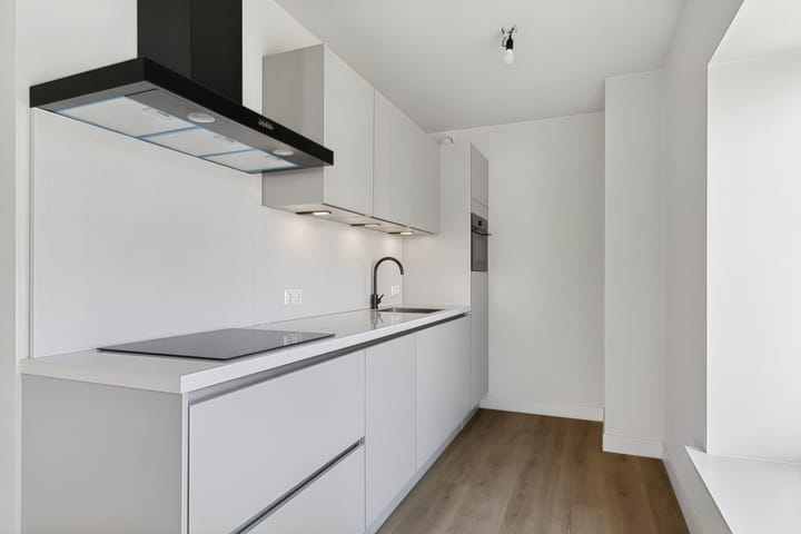 Appartement te huur: Stadhuisplein 329C, Tilburg