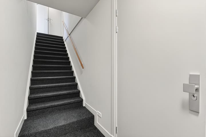 Appartement te huur: Stadhuisplein 329B, Tilburg