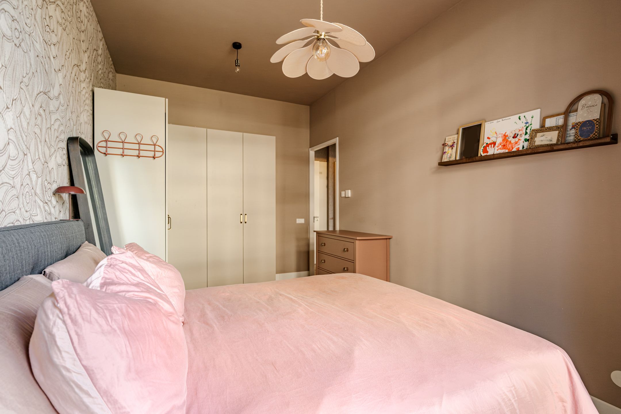 Photo 18 of Faas Wilkesstraat 123-A