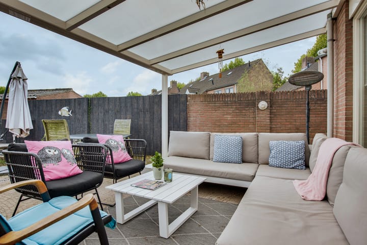 Hoekwoning te koop: Esdoorn 2, Oost West En Middelbeers