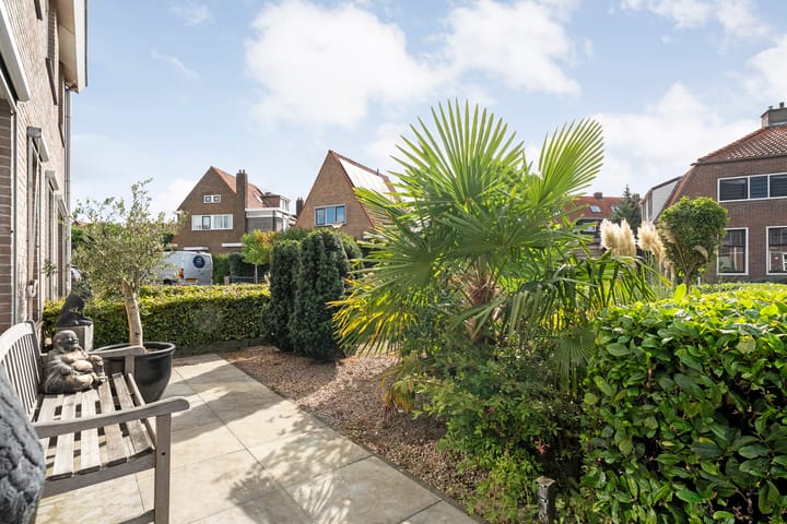 Twee-onder-één-kap te koop: Prins Bernhardstraat 25, Steenwijk