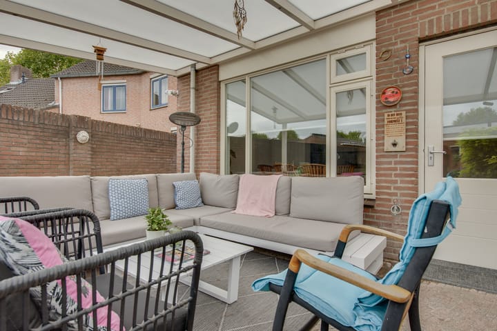 Hoekwoning te koop: Esdoorn 2, Oost West En Middelbeers