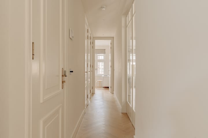 Appartement te koop: Tolstraat 186-2, Amsterdam