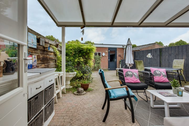 Hoekwoning te koop: Esdoorn 2, Oost West En Middelbeers