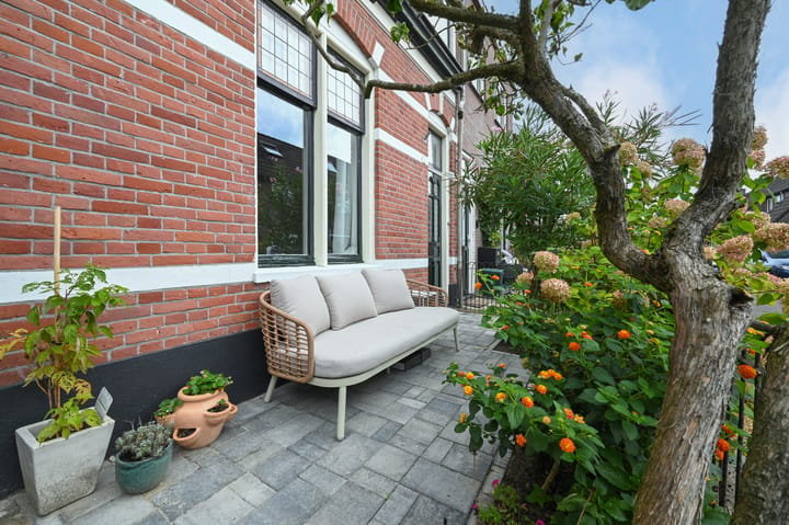 Tussenwoning te koop: Honingstraat 34, Hilversum