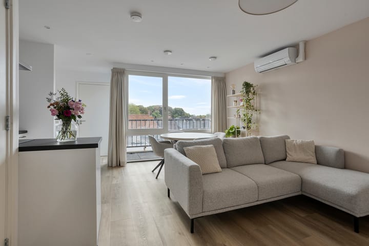 Appartement te koop: Bredaseweg 86B, Tilburg