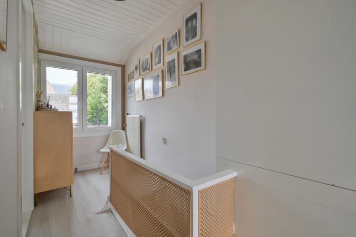Tussenwoning te koop: Honingstraat 34, Hilversum