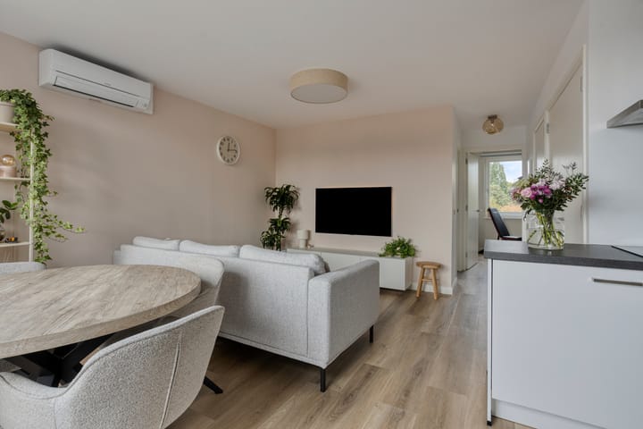 Appartement te koop: Bredaseweg 86B, Tilburg