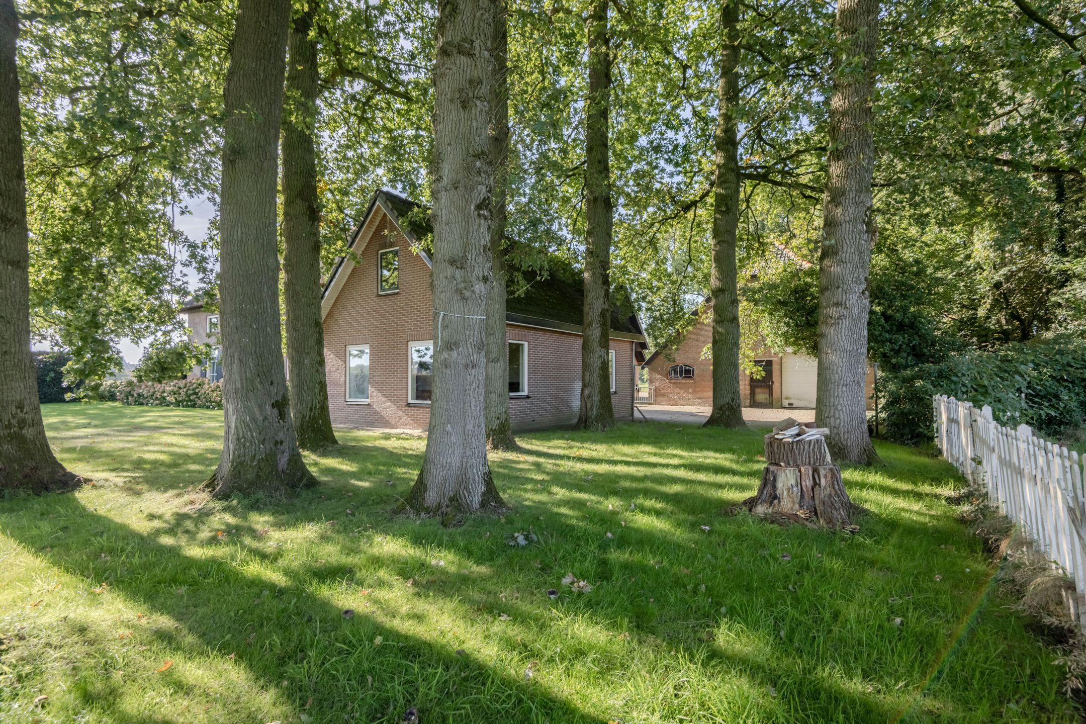 Photo 75 of Nederwoudseweg 70