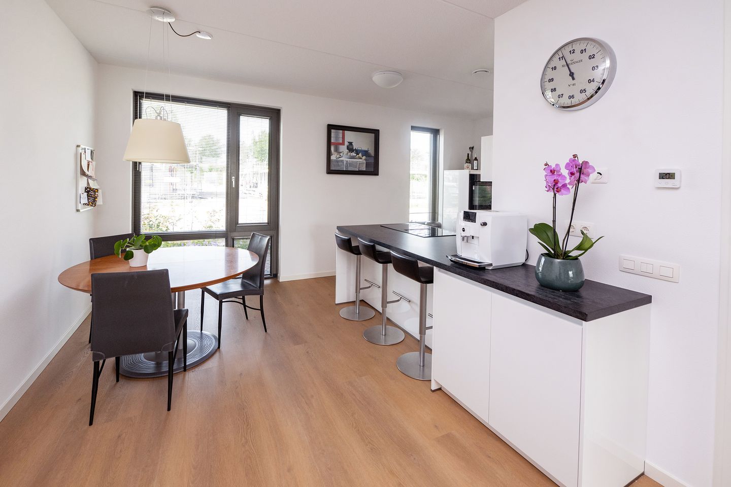 Photo 10 of Veldinkstraat 12