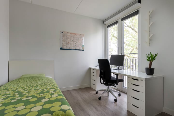 Hoekwoning te koop: Klepel 14, Emmen