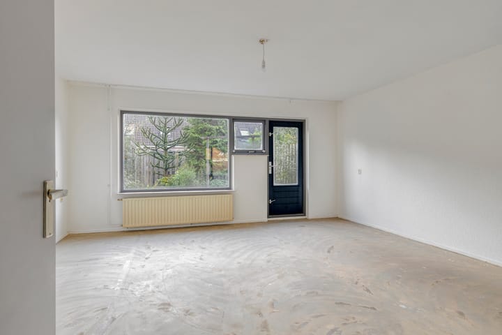 Tussenwoning te koop: Astertuin 23, Zoetermeer