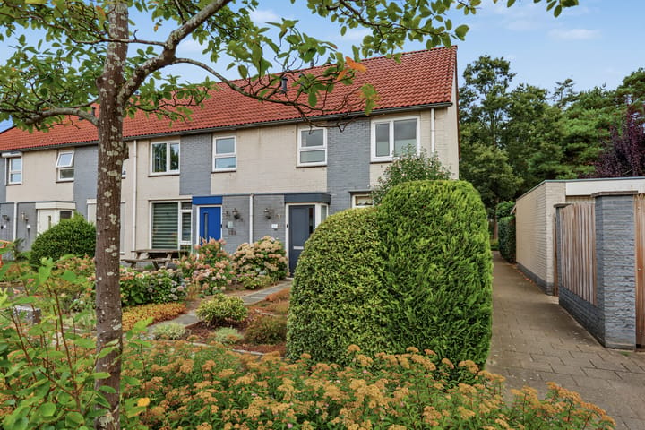 Hoekwoning te koop: Wielewaal 128, Ermelo