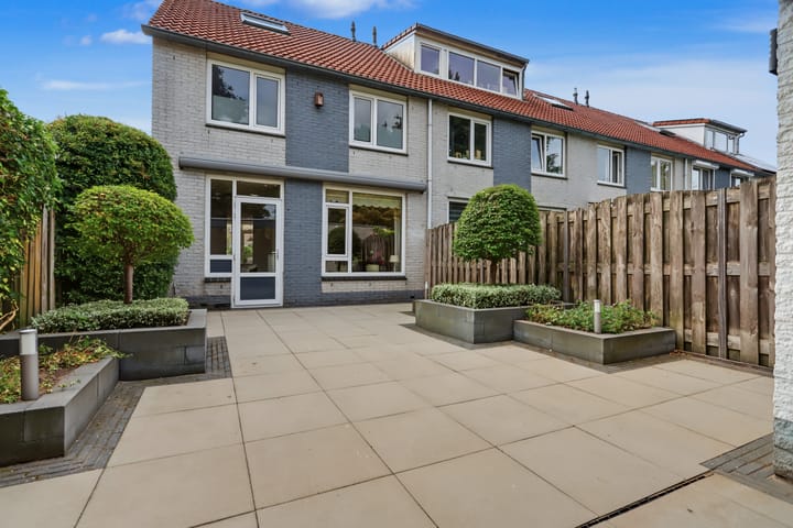 Hoekwoning te koop: Wielewaal 128, Ermelo