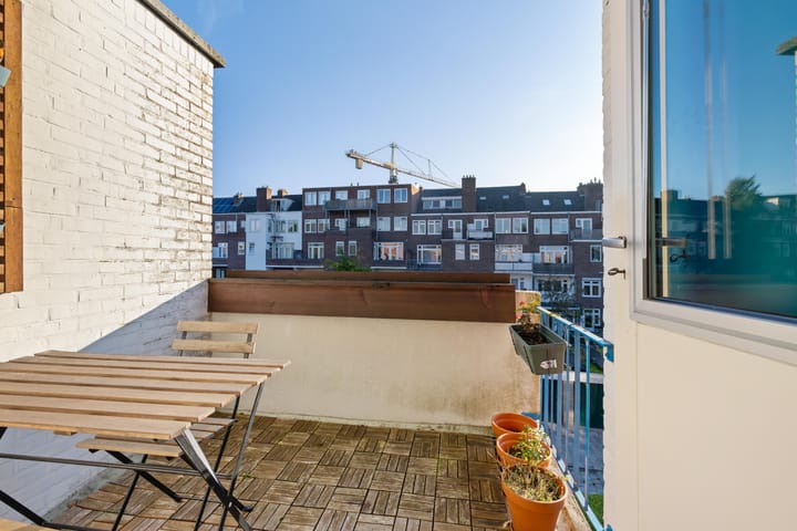 Photo 4 of Onderduikersstraat 92