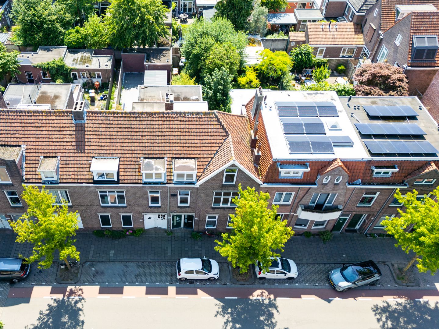 Bekijk foto 2 van Enschotsestraat 110-112