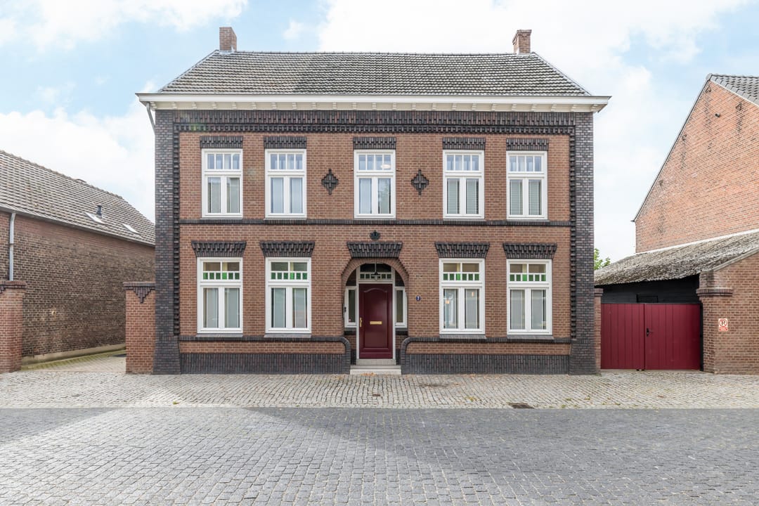 Photo 1 of Marktstraat 7
