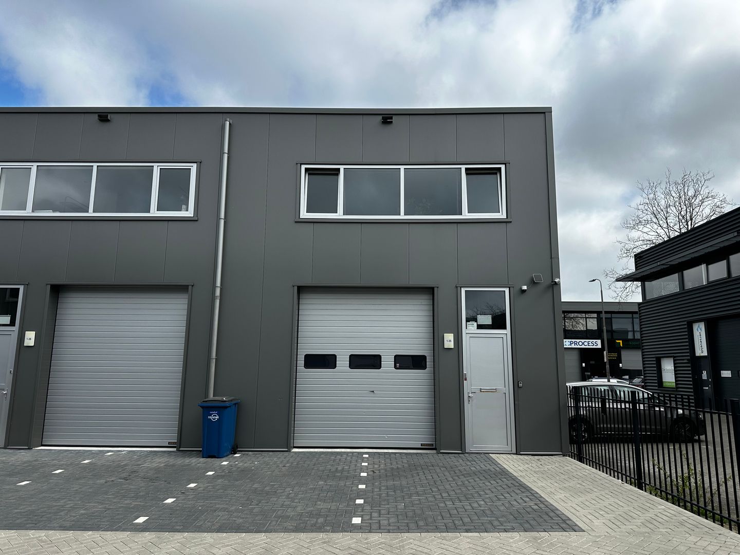 Bekijk foto 1 van Industrieweg 1-35