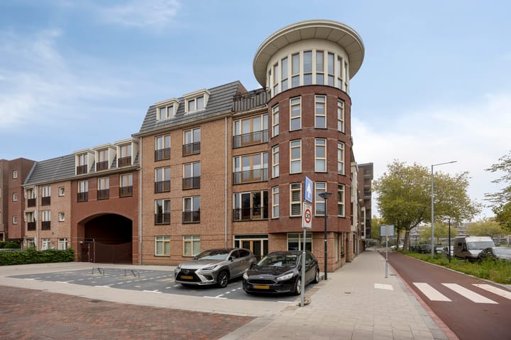 Appartement te koop: Burgemeester Knappertlaan 16F, Schiedam