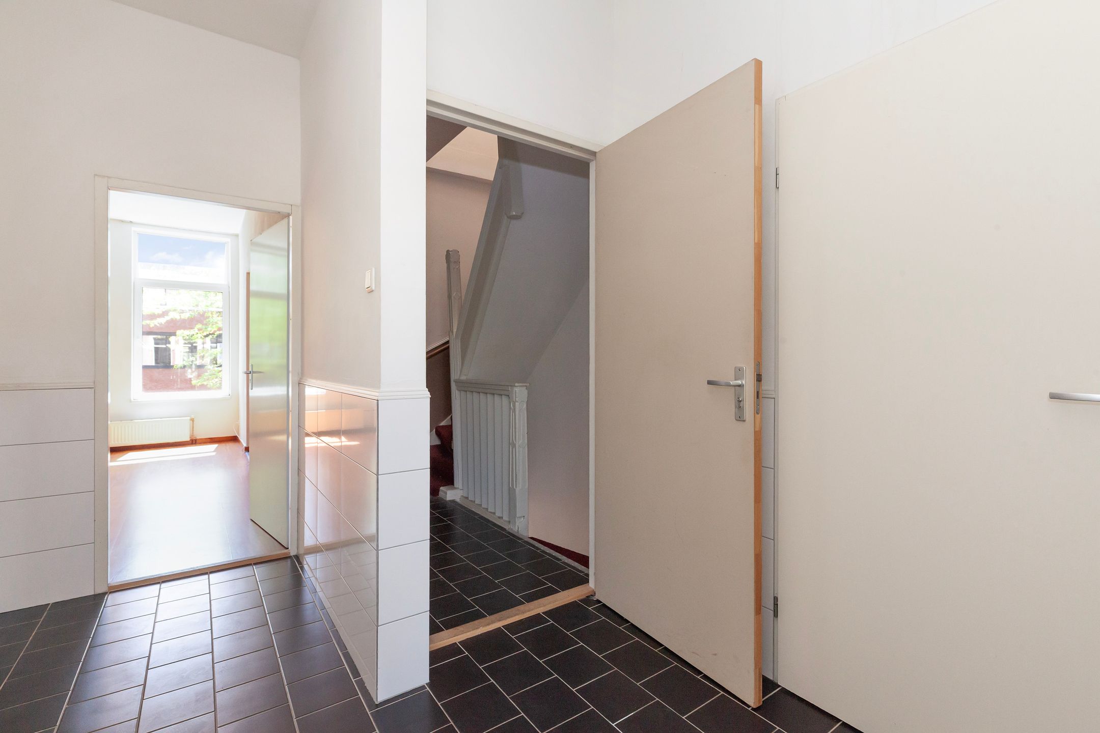 Photo 3 of Hondiusstraat 13-D