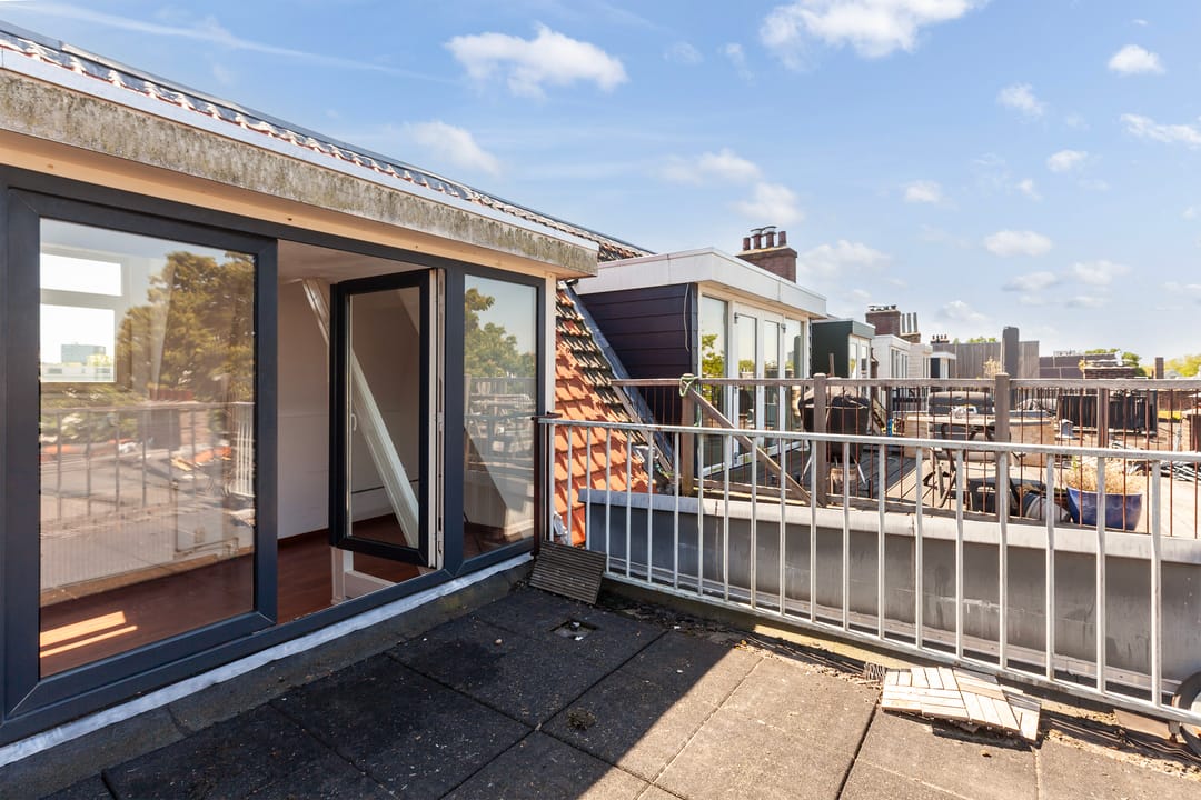 Photo 22 of Hondiusstraat 13-D
