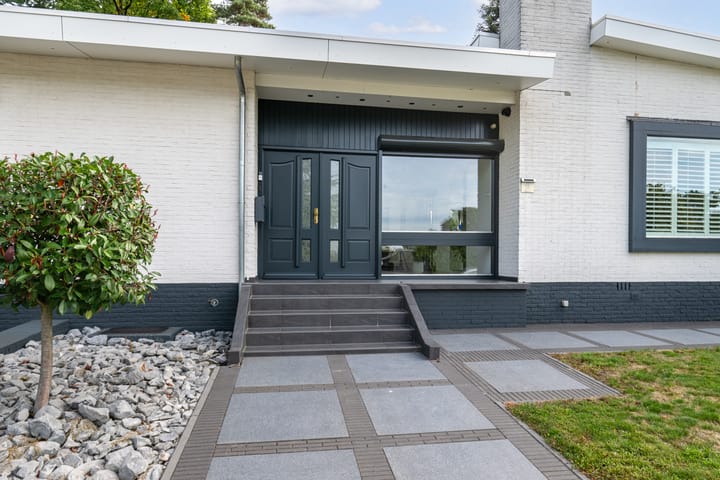 Foto 4 van Dennenlaan 2