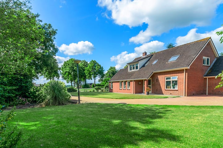 Vrijstaande woning te koop: Zwolseweg 205, Balkbrug