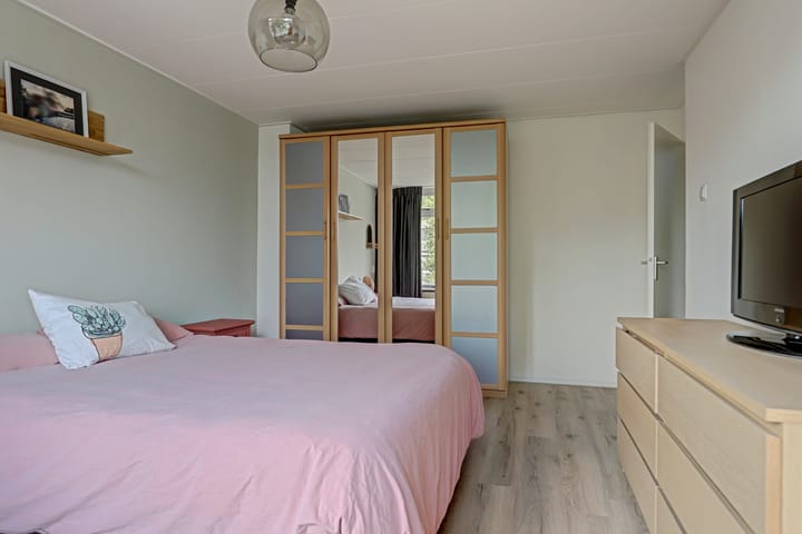 Hoekwoning te koop: Schelphoek Zuid 14, Warmenhuizen