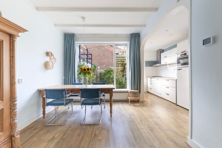 Tussenwoning te koop: Frans van Mierisstraat 14, Leeuwarden