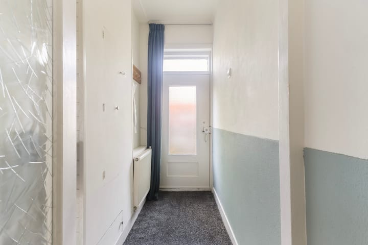 Tussenwoning te koop: Frans van Mierisstraat 14, Leeuwarden