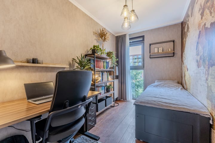 Appartement te koop: Teakhout 102, Zaandam
