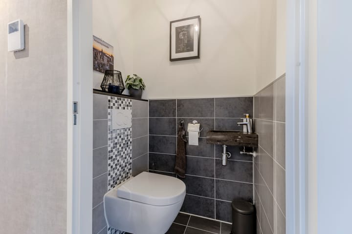Appartement te koop: Teakhout 102, Zaandam