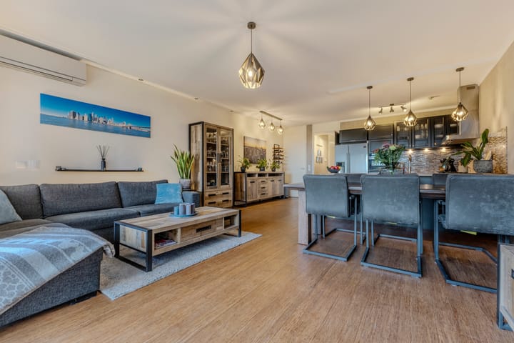 Appartement te koop: Teakhout 102, Zaandam