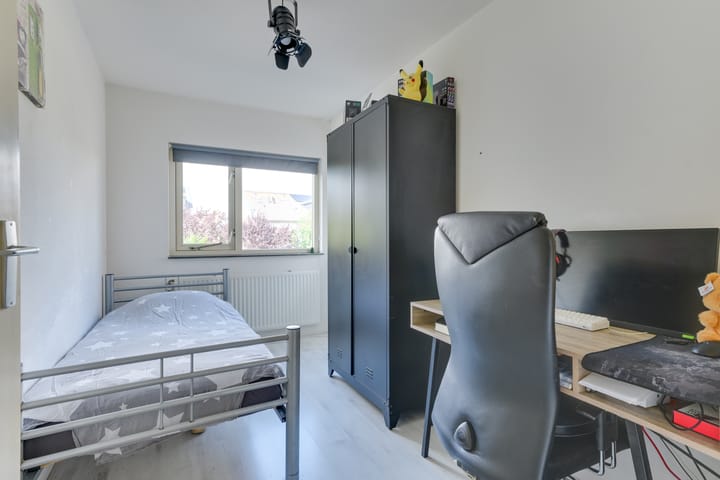 Tussenwoning te koop: Annie van Eestuin 10, Heerhugowaard
